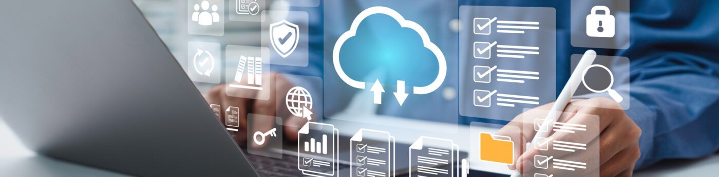 Bild beschreibt das Thema „ManagedServices – Ihre IT in sicheren Händen“, ©iStock.com_Khanchit_Khirisutchalual